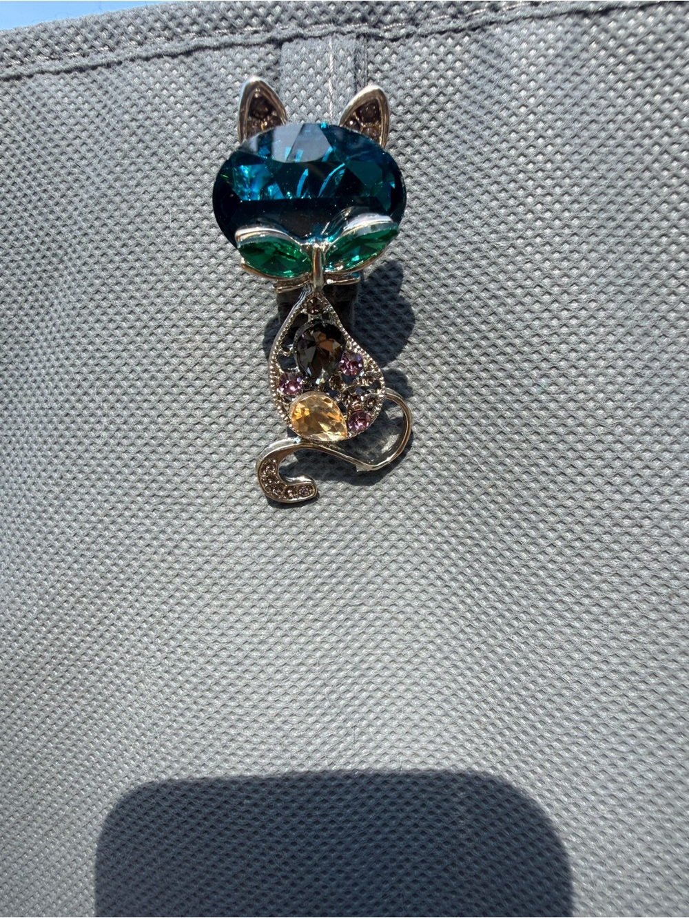 NWT Crystal Cat Brooch - Multicolor Sparkle Accent Rhinestone Crystal - Picture 4 of 7